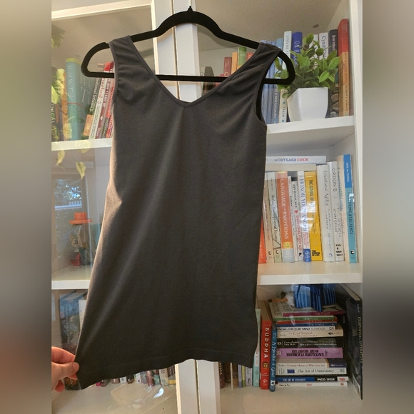 🇨🇦 C'est Moi Reversible Seamless Tank - Picture 5 of 6